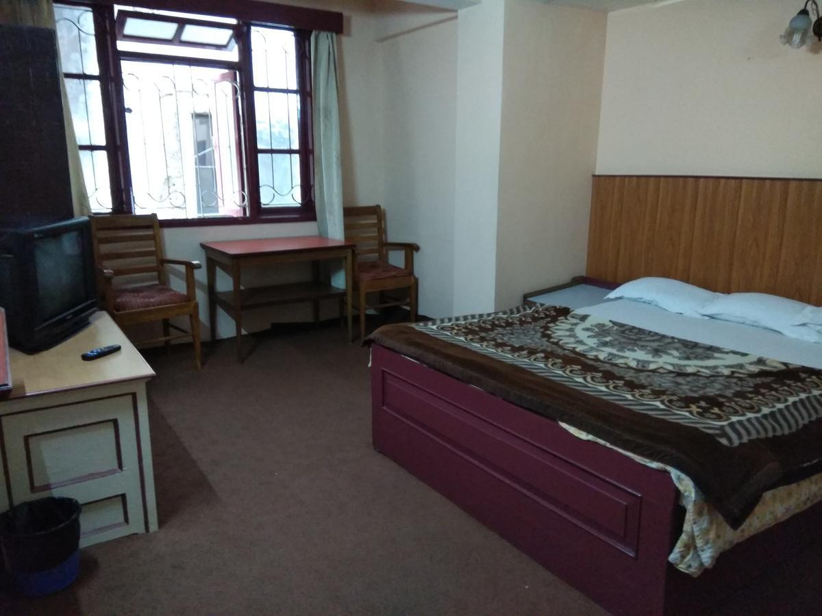 Hotel Mansarovar Darjeeling  Buitenkant foto